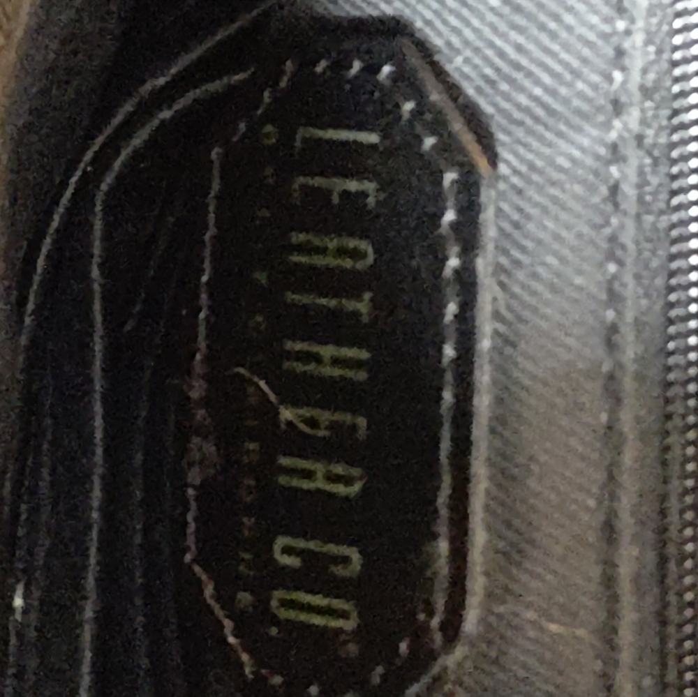 Purse - Picture 3 of 4